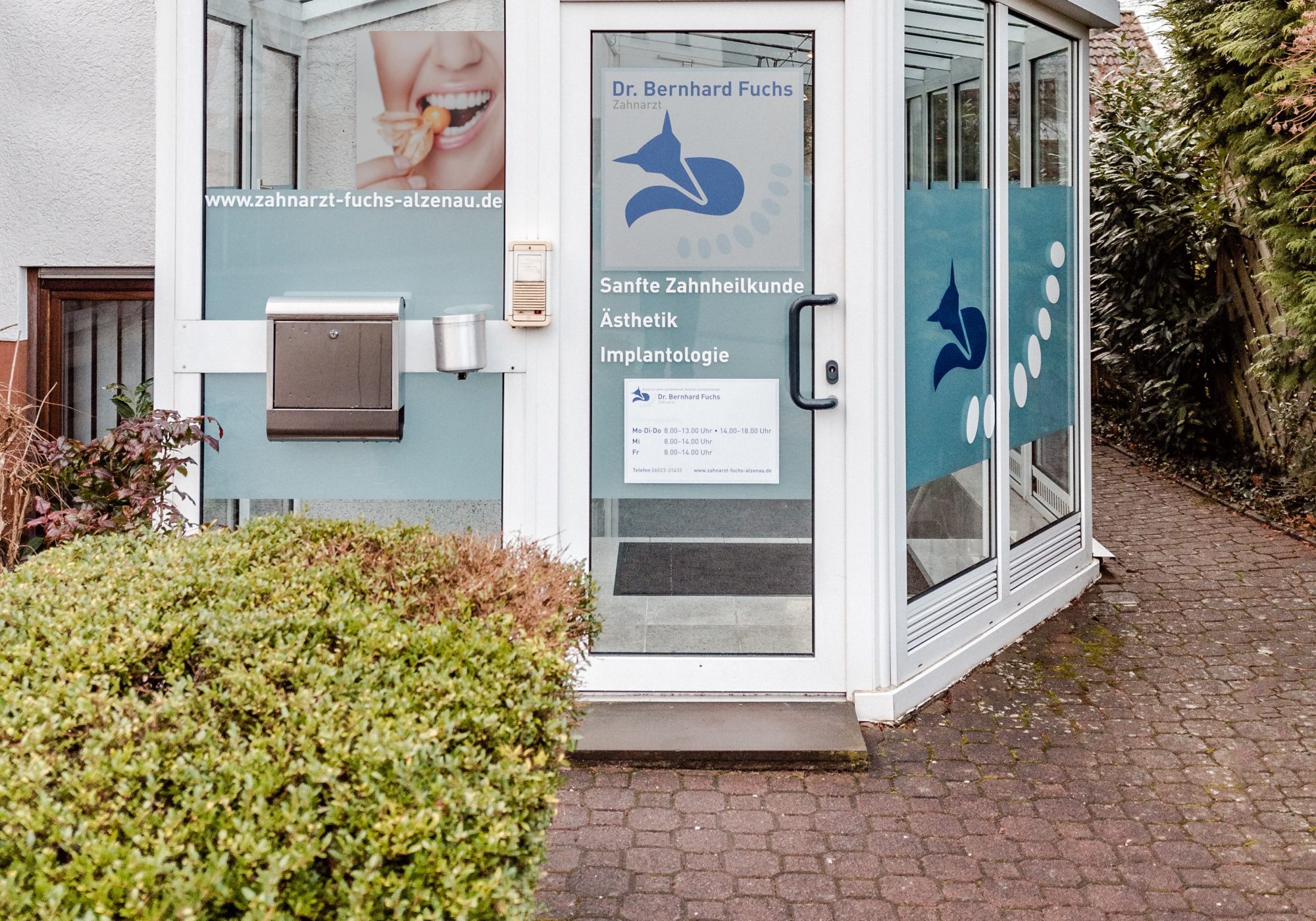 Logo Zahnarzt Alzenau Dr. Bernhard Fuchs Log Zahnarzt Alzenau Dr. Bernhard Fuchs